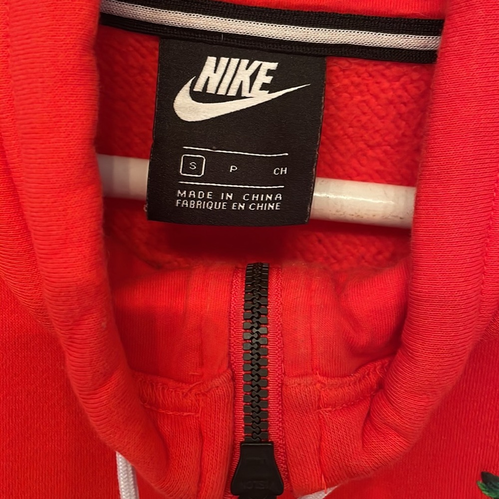 Nike quarter zip - Picture 2 of 3